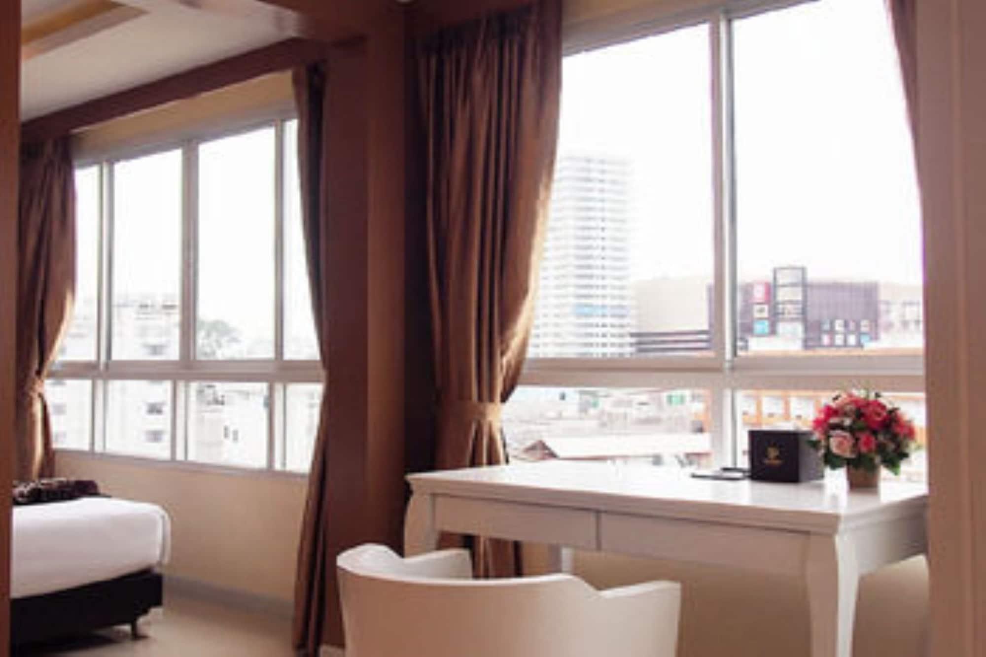 247 Boutique Hotel Pattaya Eksteriør bilde