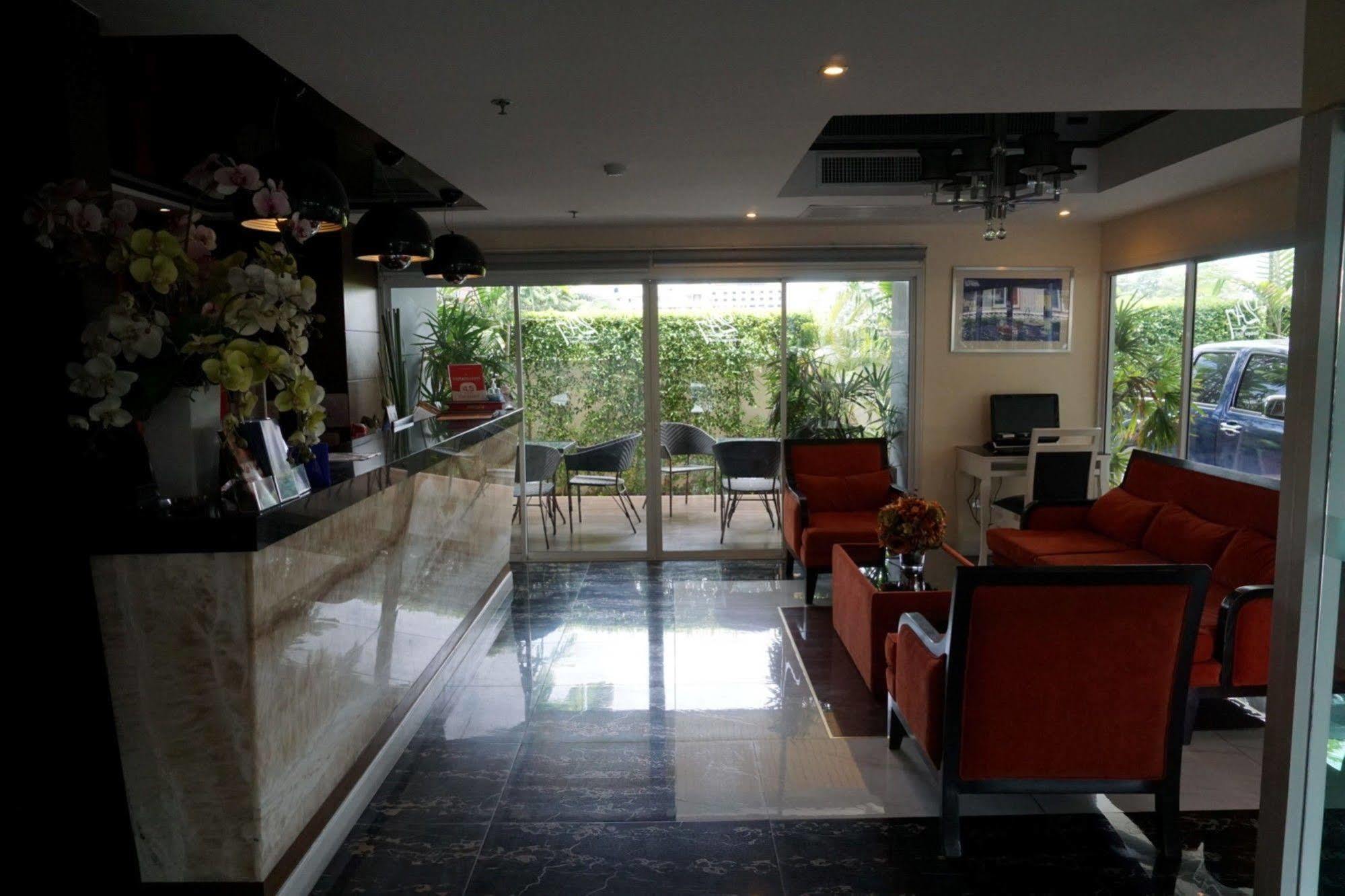 247 Boutique Hotel Pattaya Eksteriør bilde