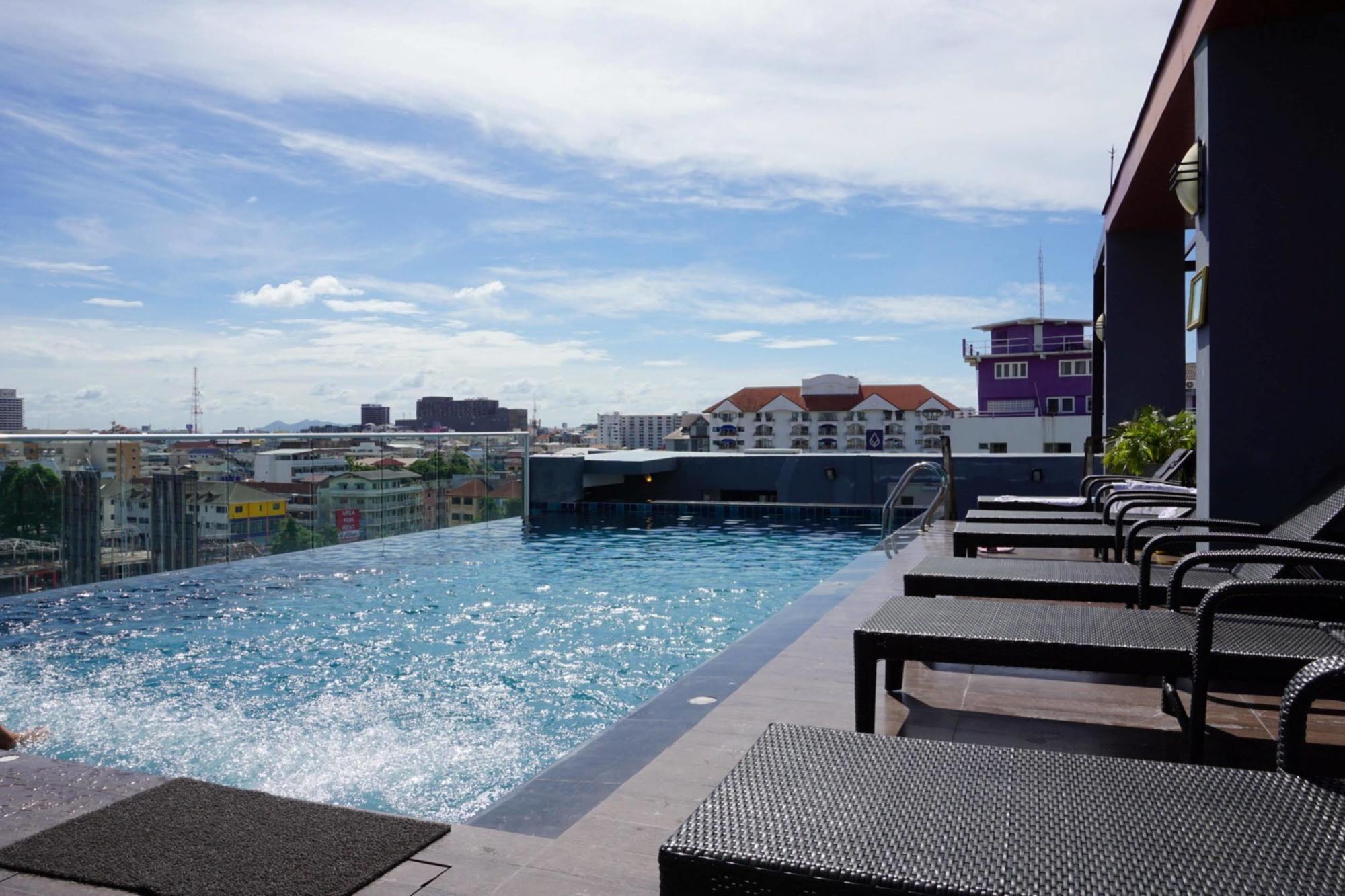 247 Boutique Hotel Pattaya Eksteriør bilde