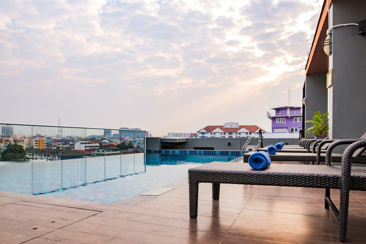 247 Boutique Hotel Pattaya Eksteriør bilde